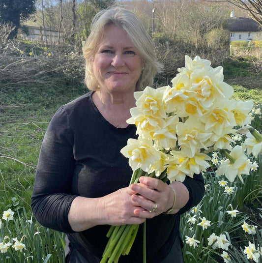 Springtime Tributes: Celebrating Mother's Day with Carobeth's Narcissi - Carobeth Flowers